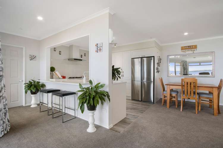 204e Beach Road Katikati_12