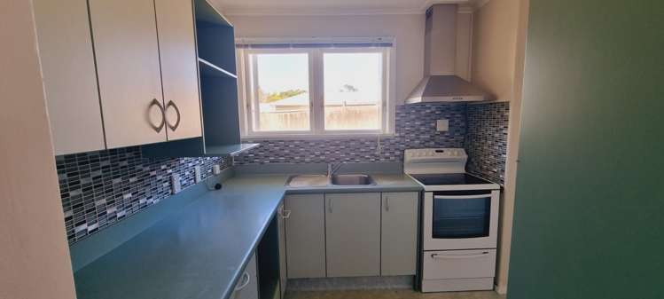 2/5 Hinemoa Street Waiwhetu_11