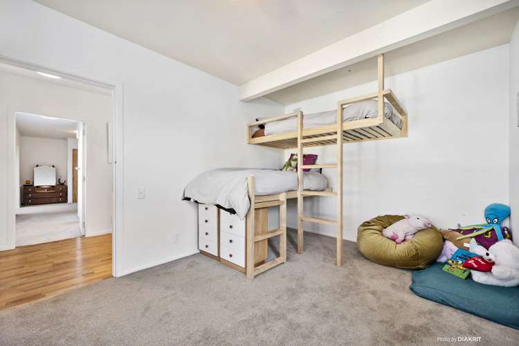 123 Tauhinu Road Miramar_10