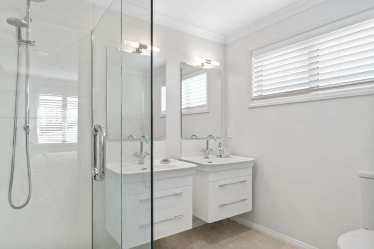 2 Glen Bridge Lane Harewood_21