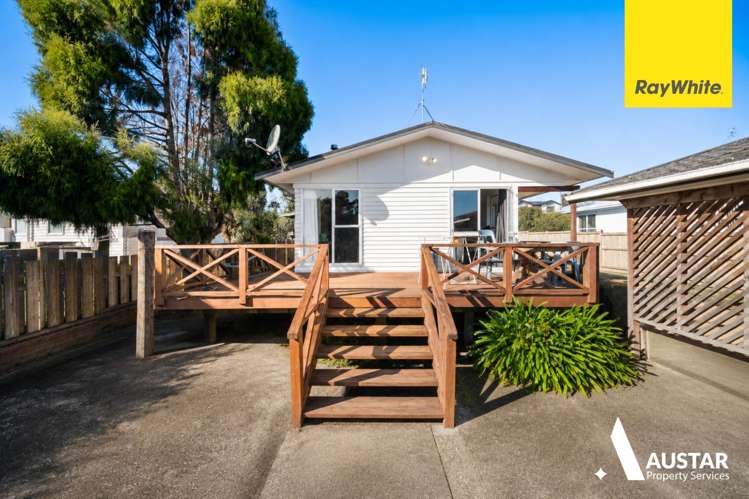  77 Riverpark Crescent Henderson_9