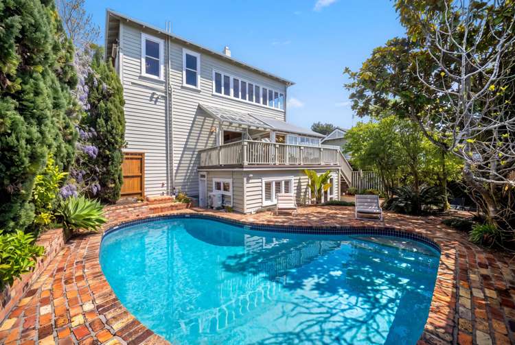 10 Ely Avenue_1