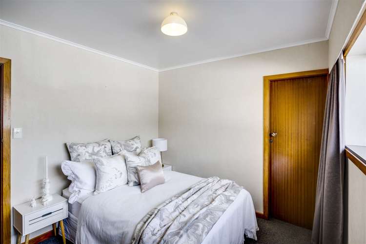 86 Wycliffe Street Onekawa_10