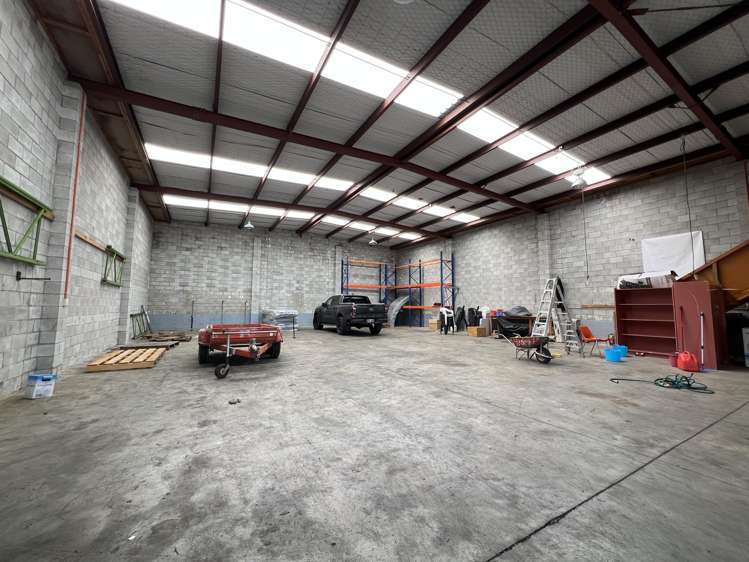 11 Bassant Avenue Penrose_1