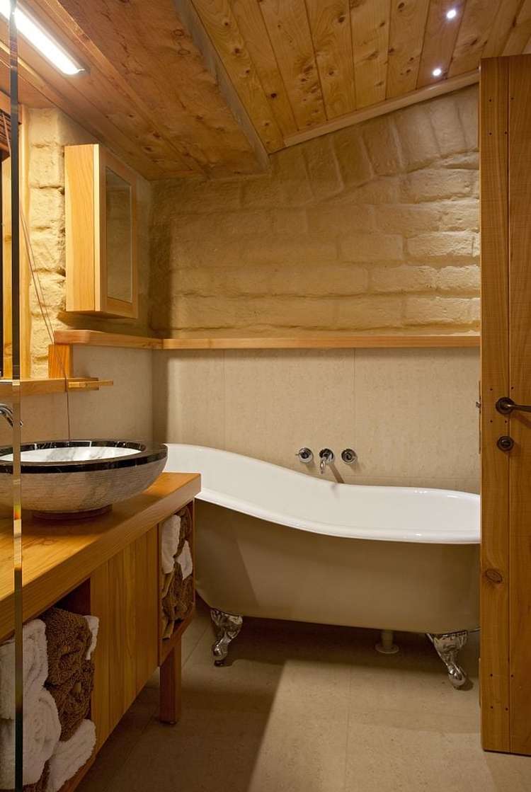 Earth House/3635 Cambridge Road Cambridge_14