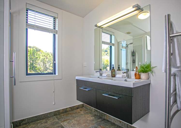 88 Grange Road Hahei_17