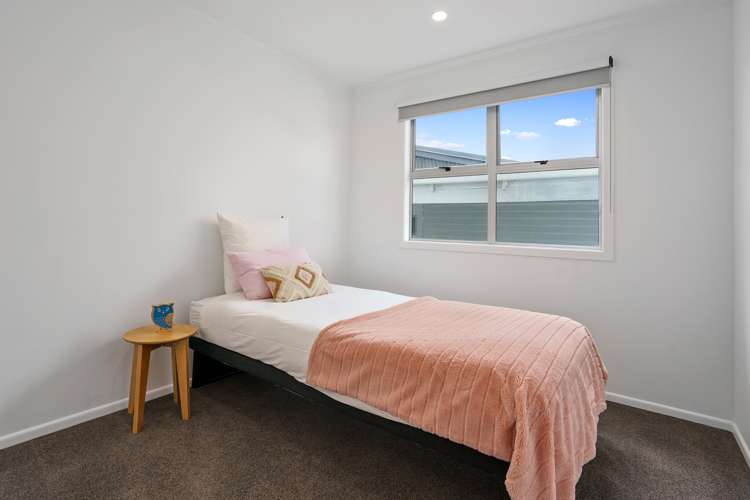 76 Campbell Street Leamington_12