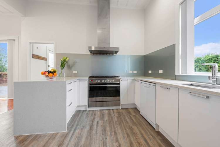 20 King Edward Avenue Epsom_9