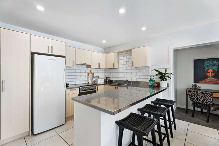 5 Don Croot Street Western Springs_6