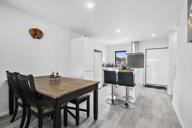 22/9 Surrey Street Tawa_3