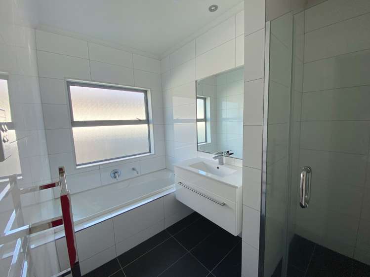 12 Mercury Court Rototuna North_13