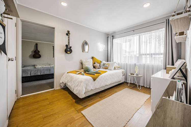 1/22 Beaumaris Way Conifer Grove_12