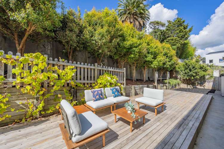 45 Colonial Drive Silverdale_12