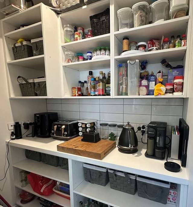 6 Woodford Lane Stoke_4