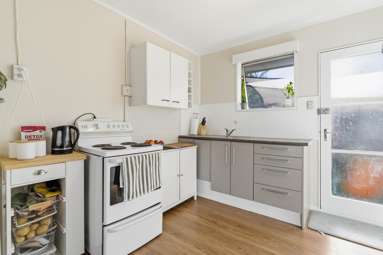 2/15 Phoenix Place_3