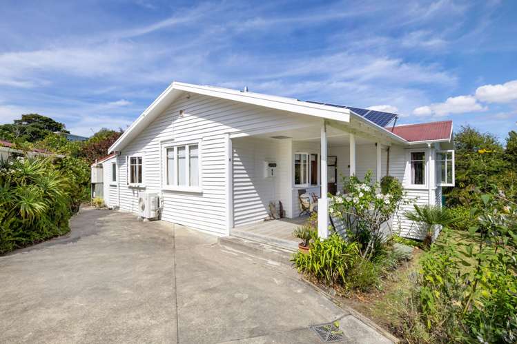 3 Rose Street Raglan_10