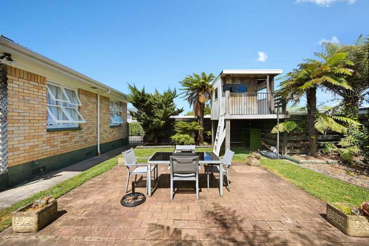 15 Tomin Road Glenview_8