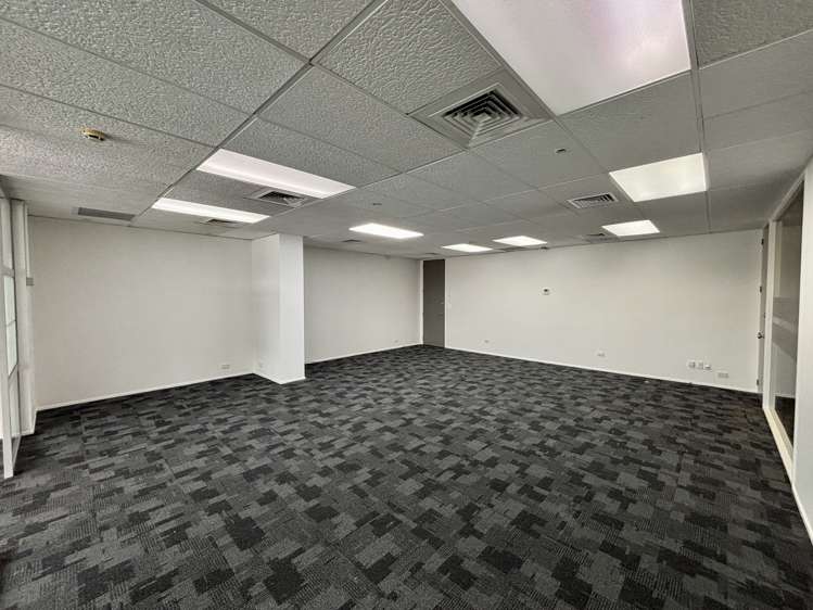 Suite F/2 - 8 Manukau Road Epsom_6