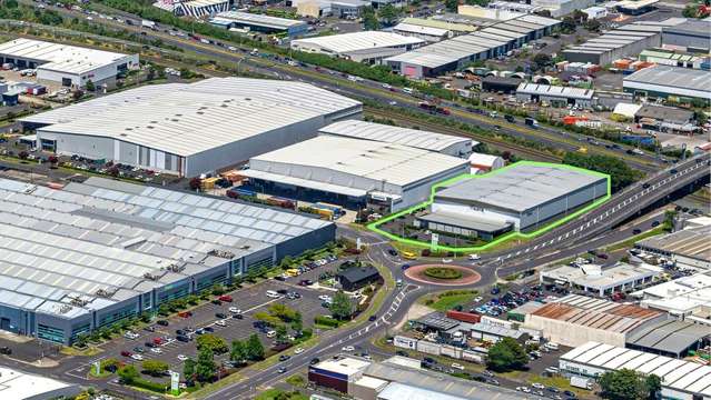 100 Plunket Ave Manukau_1