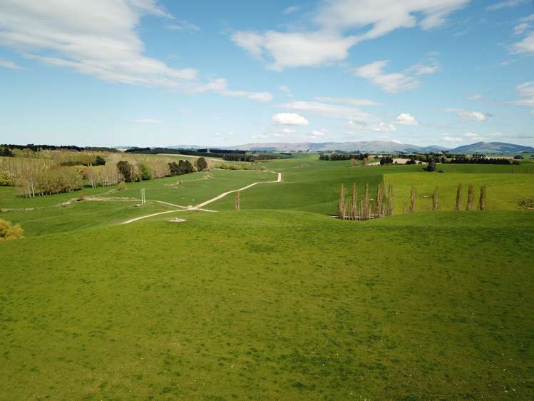 1794 Clydevale Road Clinton and Surrounds_12