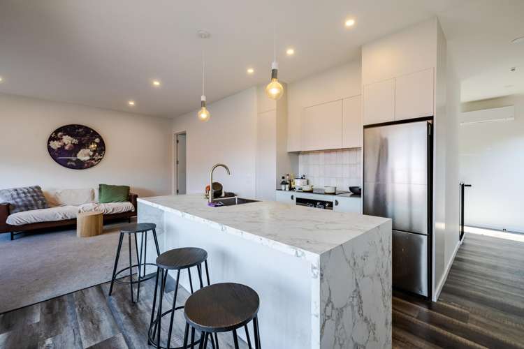 74 A,B,C London Street_2