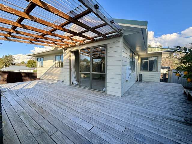 27 Loughanure Place Massey_3