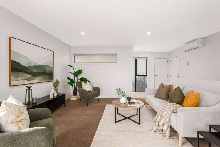 30 Red Beech Avenue Woodridge_8