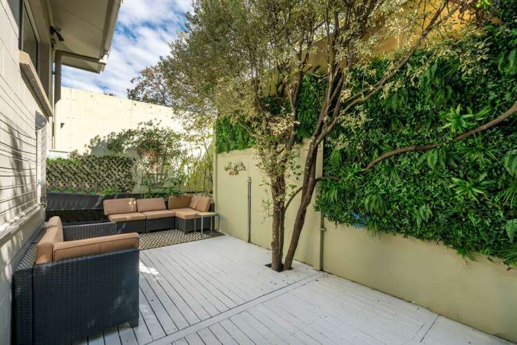 2/54 Finch Street Morningside_10