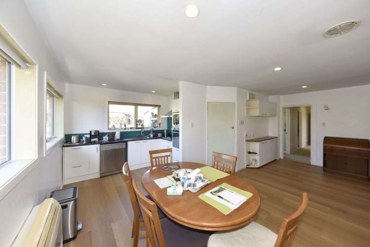 6 Adrian Place Shirley_6