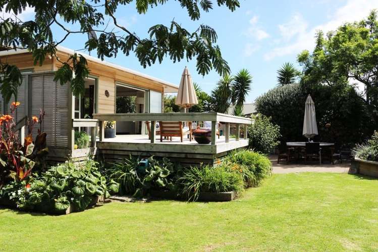 219 Tony Avenue Thames_1