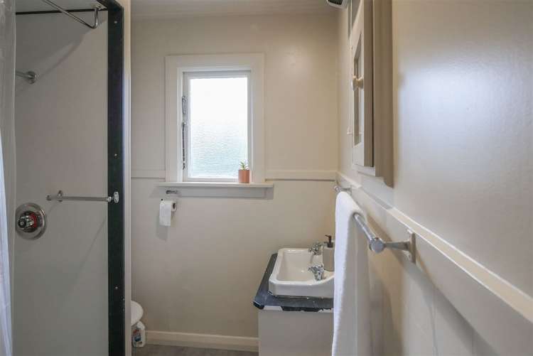 35 Waldron Crescent Green Island_11