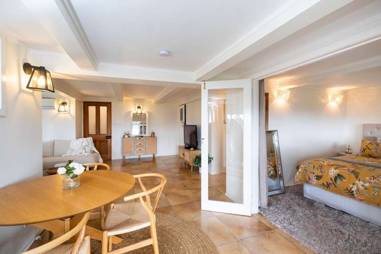 9 Lincoln Road Bluff Hill_17