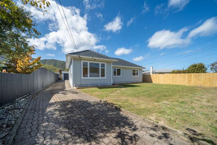 32 Donnelley Drive Wainuiomata_10