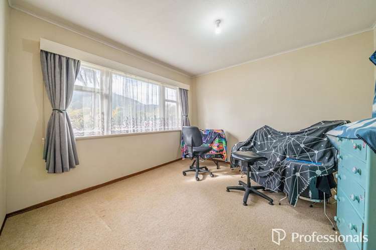 33 Wellington Road Wainuiomata_16