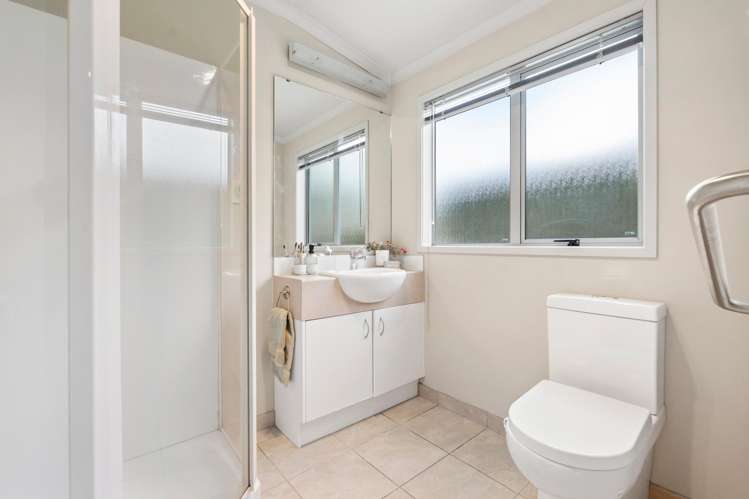 1 Neaptide Close Red Beach_16