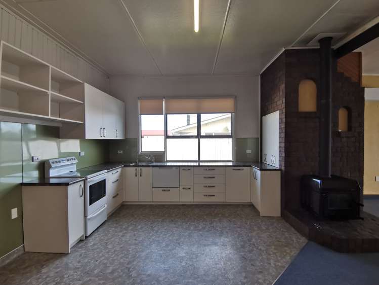 124 Davie Street Hokitika_1