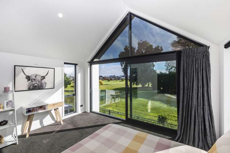 65 Waterstock Way Parklands_21