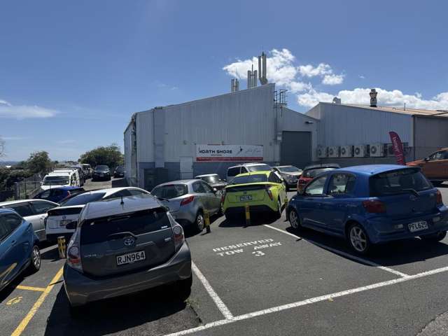 225sqm industrial - motivated Landlord