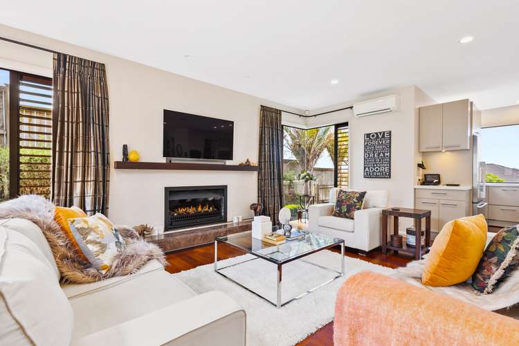 6 Kenley Heights Flat Bush_12