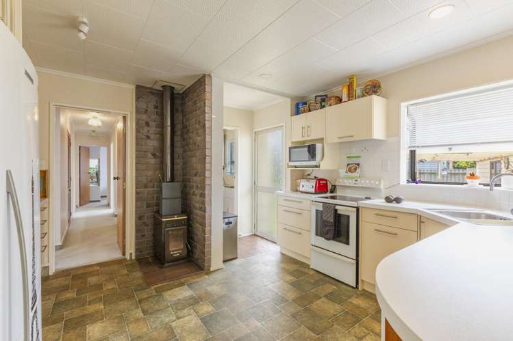 9 Deakin Place Clive_6