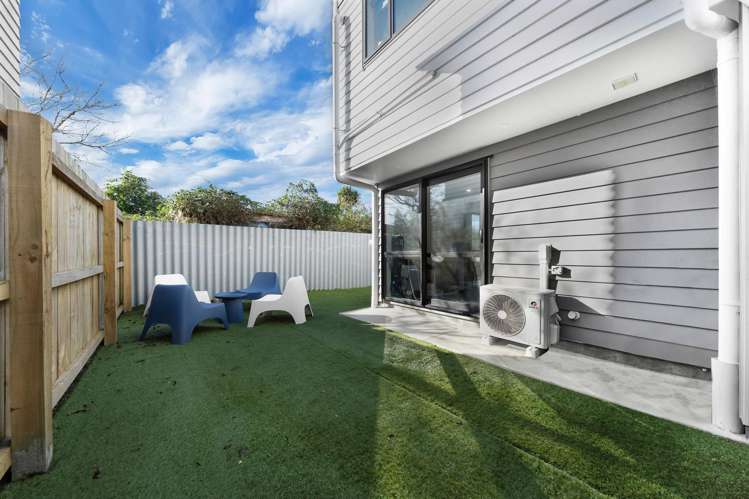 8/45 Dale Crescent Pakuranga_13