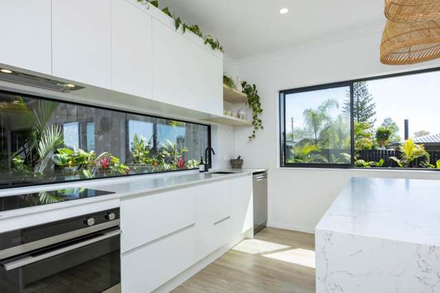 43 Golf Road New Lynn_4