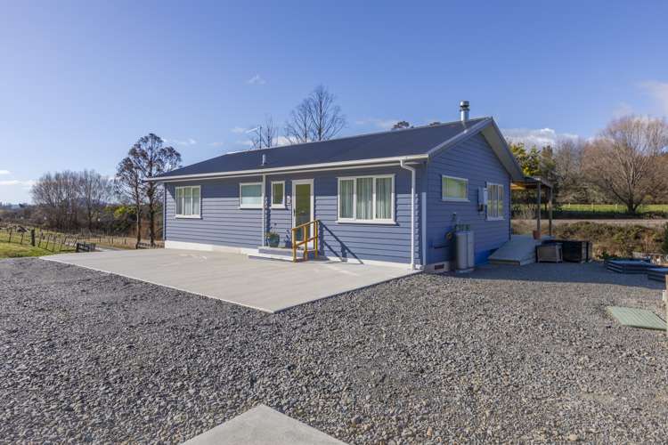 102A Racecourse Road_2
