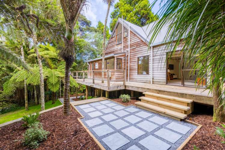 20 York Road Titirangi_16