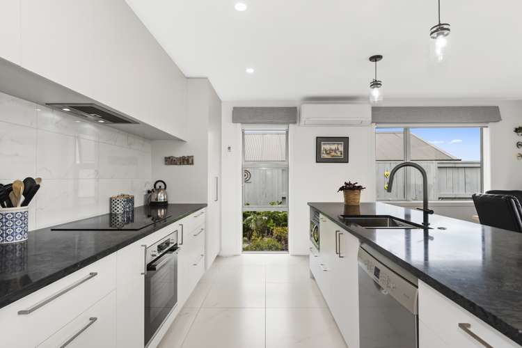 11 Hass Drive Ohauiti_6