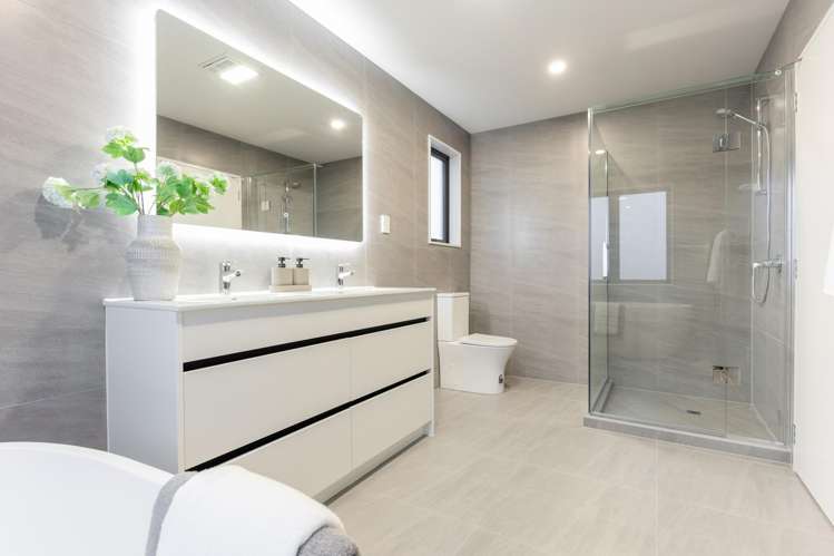 64 Huanui Drive Orewa_18