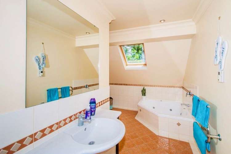 7a Cliff Road Torbay_13