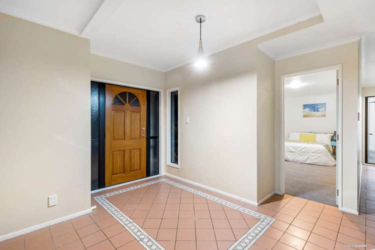 83 Carnoustie Drive Wattle Downs_11