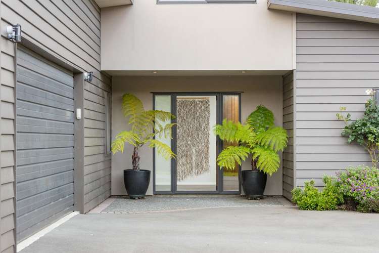 9 Leonards Road Mangaroa_6