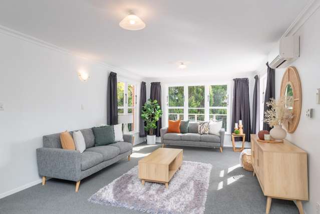 231 Whites Line East Waiwhetu_2